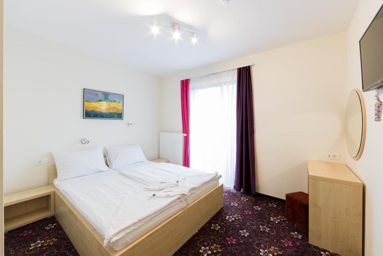 Hotel Jakec Trije Kralji Na Pohorju Zgornja Loznica Экстерьер фото