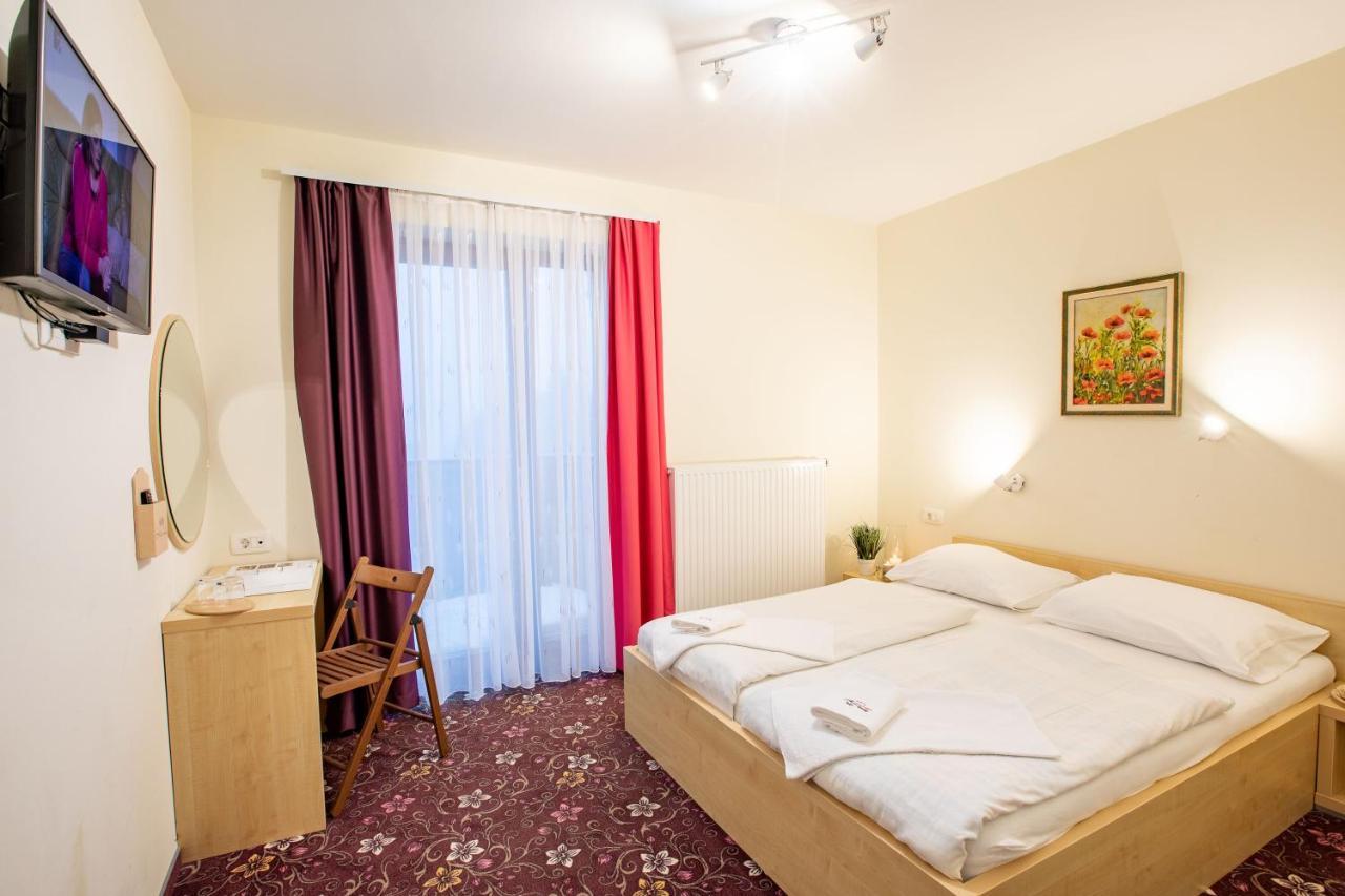 Hotel Jakec Trije Kralji Na Pohorju Zgornja Loznica Экстерьер фото