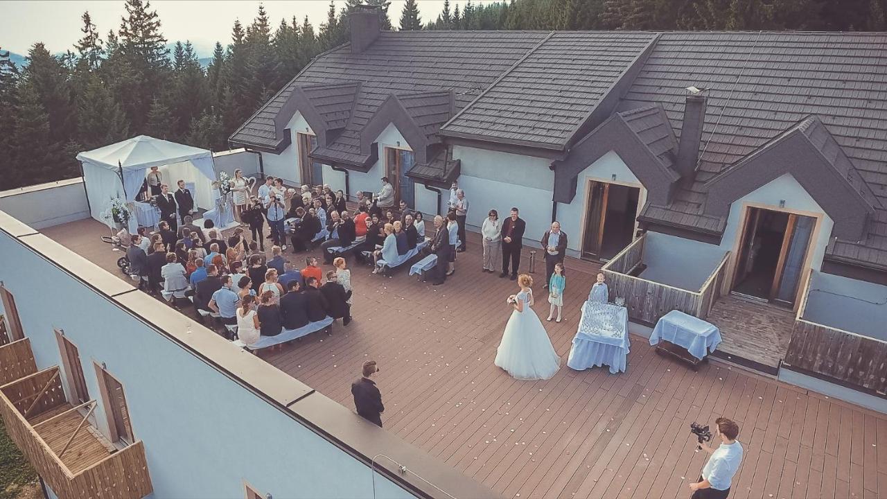 Hotel Jakec Trije Kralji Na Pohorju Zgornja Loznica Экстерьер фото