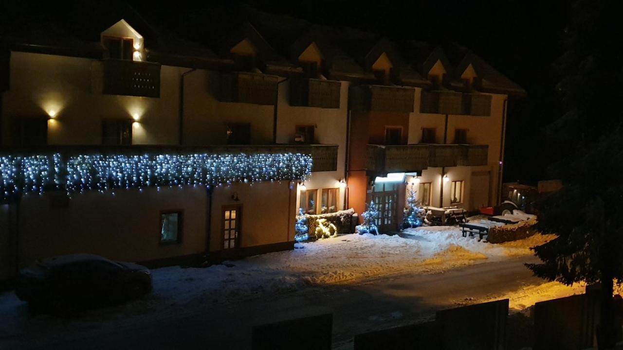 Hotel Jakec Trije Kralji Na Pohorju Zgornja Loznica Экстерьер фото
